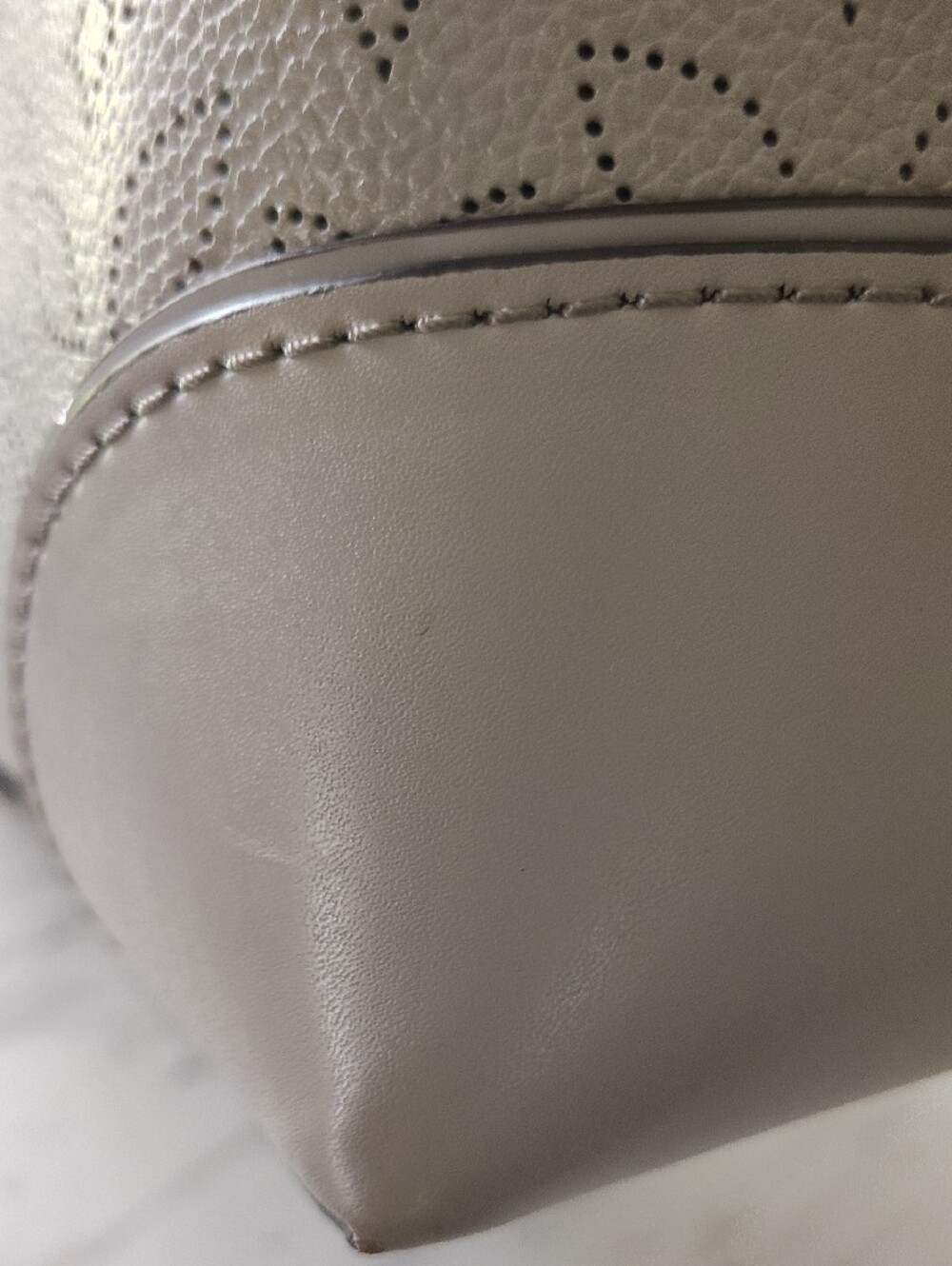 Michael Kors Mercer Gallery Leather Tote, Medium - Picture 9 of 16